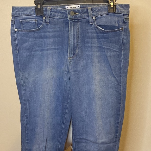 Paige Hoxton Skinny Ultra Skinny Denim Jeans in a Light Blue Wash (31W x 30L) - Picture 2 of 7